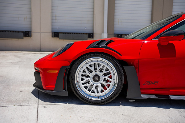 Фото дисков Strasse Wheels SV10M-RS Track Белый сатин на Porsche 911 VIII