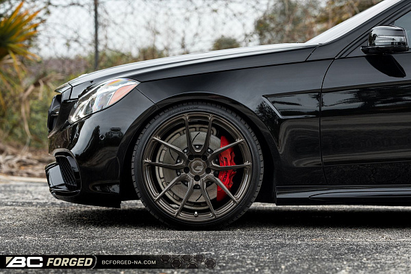 Фото дисков BC Forged EH172 Глянцевый темный лак на Mercedes-Benz E-Class (W212, S212, C207)