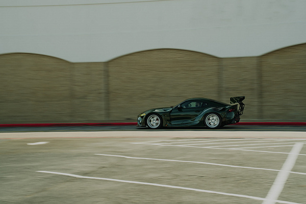 Фото дисков HRE 305 Сатиновый лак на Toyota Supra A90