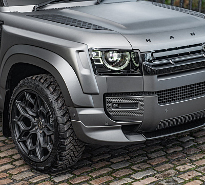 Фото дисков Kahn Type 57 RS на Land Rover Defender II