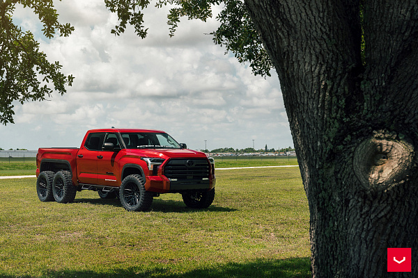 Фото дисков Vossen HF6-5 Черный сатин на Toyota Tundra III