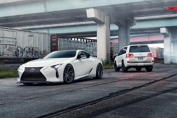 Фото дисков Anrky AN34 Глянцевый темный лак на Lexus LC 500