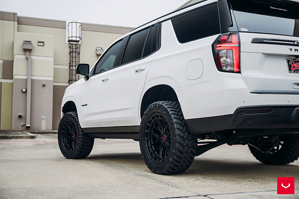 Фото дисков Vossen HFX-1 (6-Lug) Черный глянец на Chevrolet Tahoe V