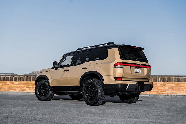 Фото дисков Brixton Forged BX05-M Черный сатин на Lexus GX III