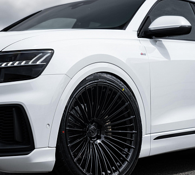 Фото дисков ST Wheels ST3 на Audi Q8