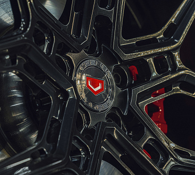 Фото дисков Vossen EVO-4R на Toyota Supra A90