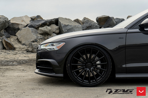 Фото дисков Vossen VFS-2 Черный глянец на Audi A/RS 6 (C7)