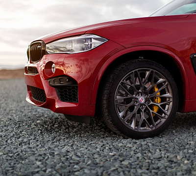 Фото дисков HRE P200 на BMW X5/X5 M (F15/F85)