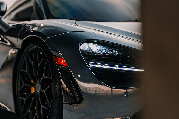 Фото дисков Brixton Forged CM6-R Черный сатин на McLaren 720S