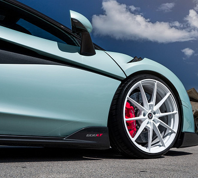 Фото дисков Anrky AN18 на McLaren 600