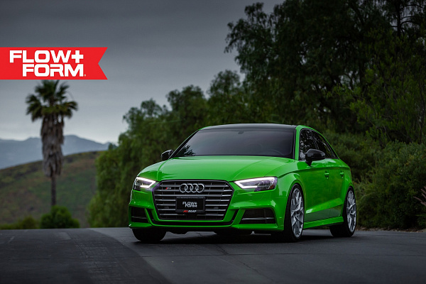 Фото дисков HRE FF10 Серебро на Audi A/S/RS 3 (8V)