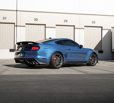 Фото дисков Vossen M-X2 на Ford Mustang VI