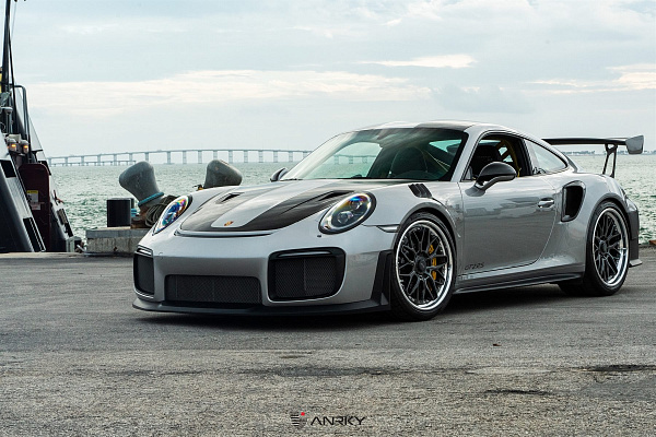 Фото дисков Anrky RS1 Черный глянец на Porsche 911 VII