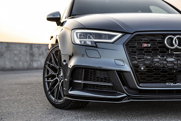 Фото дисков Bola B19 Сатиновый графит на Audi A/S/RS 3 (8V)