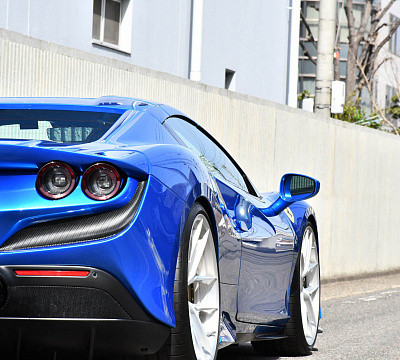 Фото дисков HRE S101SC на Ferrari F8