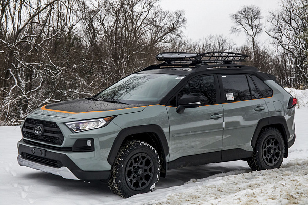 Фото дисков Black Rhino OVERLAND Черный сатин на Toyota RAV4 V