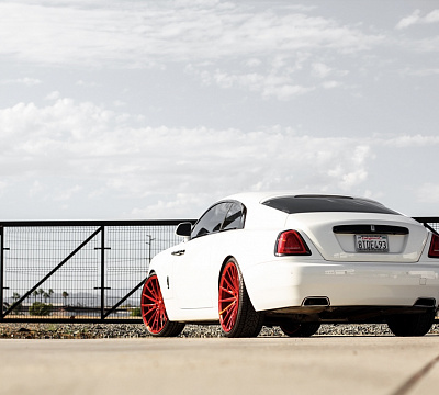 Фото дисков Savini SV75 на Rolls-Royce Wraith