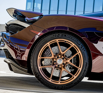 Фото дисков HRE R101 Lightweight на McLaren 720S