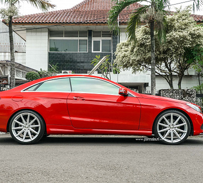 Фото дисков Vossen VFS-10 на Mercedes-Benz E-Class (W212, S212, C207)