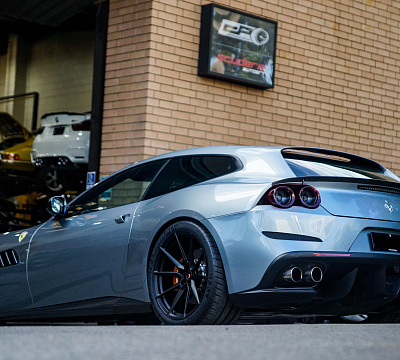 Фото дисков Vossen EVO-2 на Ferrari GTC4Lusso