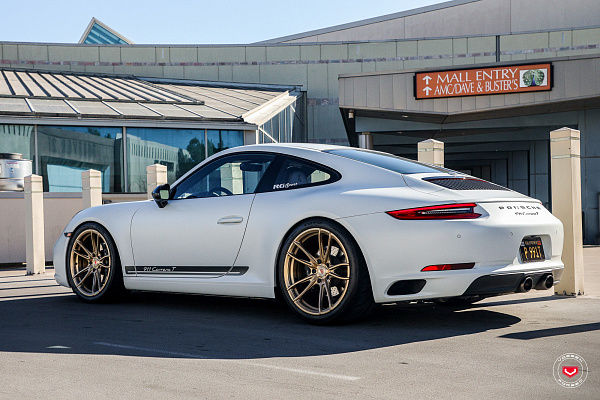 Фото дисков Vossen S17-06 Глянцевая шампань на Porsche 911 VII