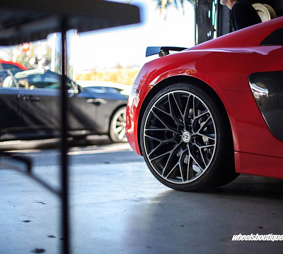 Фото дисков HRE P200 на Audi R8 (4S)