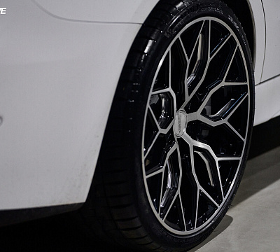 Фото дисков Vossen HF-2 на Mercedes-Benz C-Class (W206)