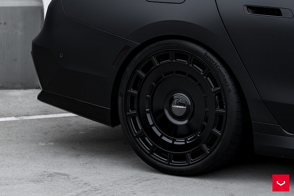 Фото дисков Vossen HF-9 Черный глянец на BMW 7 (G70)