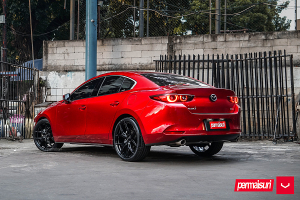 Фото дисков Vossen HF-5 Черный глянец на Mazda 3 IV