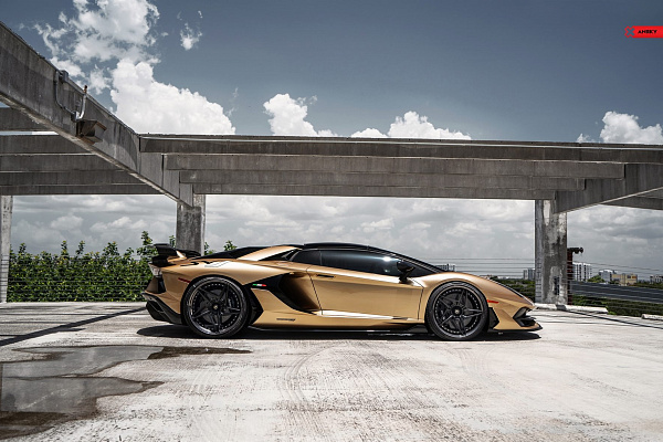 Фото дисков Anrky S3-X3 Черный сатин на Lamborghini Aventador