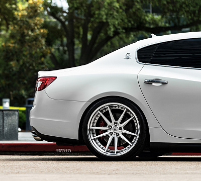Фото дисков Strasse Wheels SV1 Deep Concave FS на Maserati Quattroporte VI