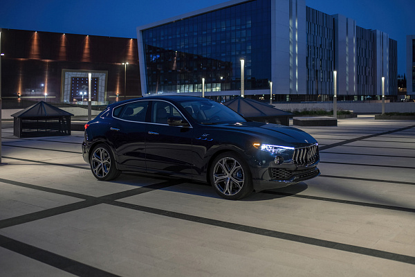 Фото дисков Maserati HELIOS  на Maserati Levante