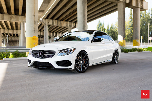 Фото дисков Vossen VFS-10 Глянцевый графит на Mercedes-Benz C-Class (W205)