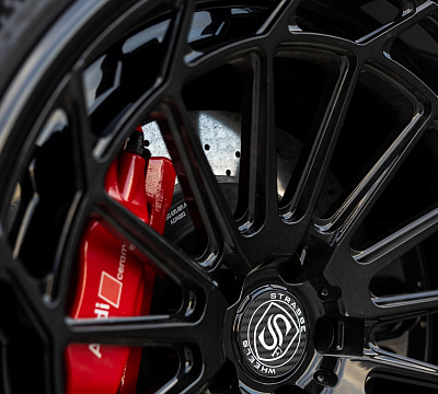 Фото дисков Strasse Wheels SV15FF Deep Concave FS на Audi R8 (4S)