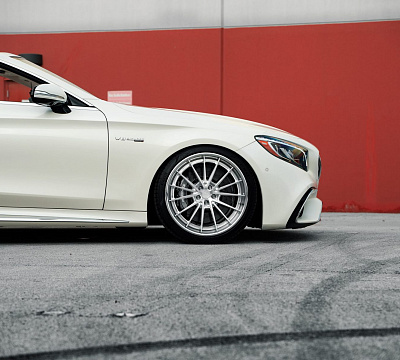 Фото дисков Anrky AN39 на Mercedes-Benz S-Class (W222, C217)
