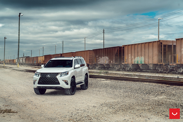 Фото дисков Vossen HF6-5 Черный сатин на Lexus GX II