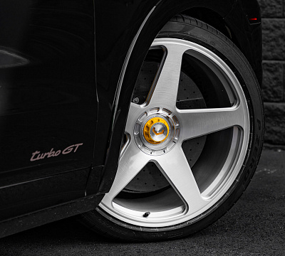 Фото дисков Vossen GEN-01 на Porsche Cayenne III