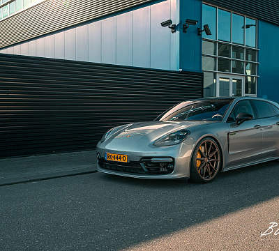 Фото дисков Vossen HF-3 на Porsche Panamera II
