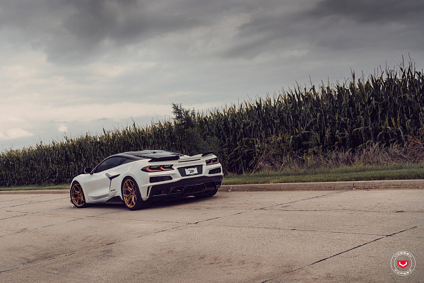 Фото дисков Vossen EVO-3R Глянцевая медь на Chevrolet Corvette C8