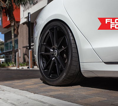 Фото дисков HRE FF04 на Tesla Model S