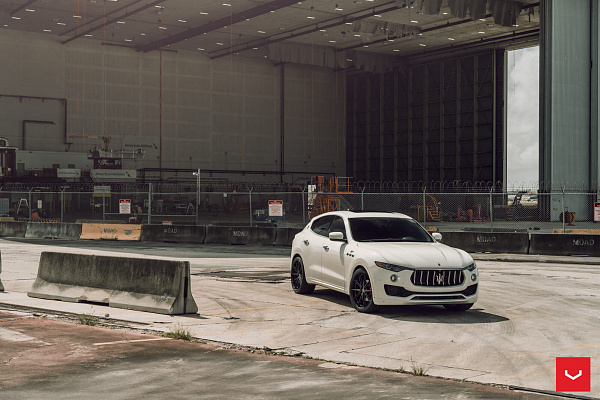 Фото дисков Vossen HFX-2 (5-Lug) Черный сатин на Maserati Levante