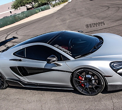 Фото дисков Strasse Wheels SM5R Deep Concave Monoblock на McLaren 570S