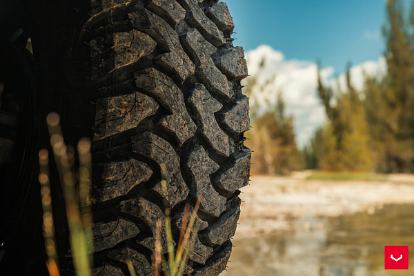 Фото дисков Vossen HFX-1 (6-Lug) Сатиновый графит на Ford F-150 XIV