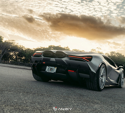 Фото дисков Anrky XR-301 на Lamborghini Revuelto