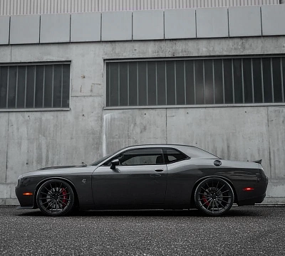 Фото дисков ST Wheels ST22 на Dodge Challenger III