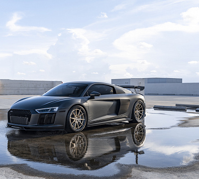 Фото дисков Strasse Wheels SV10 Track на Audi R8 (4S)
