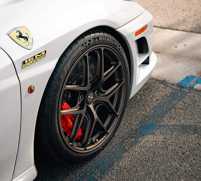 Фото дисков HRE R101 Lightweight на Ferrari F430