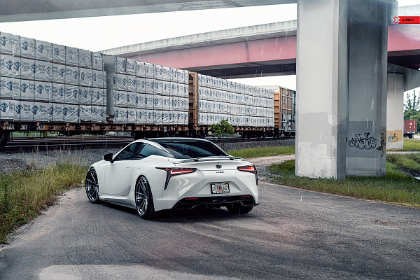 Фото дисков Anrky AN34 Глянцевый темный лак на Lexus LC 500