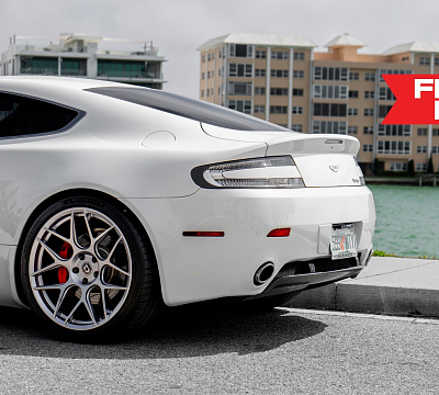 Фото дисков HRE FF01 на Aston Martin Vantage 3