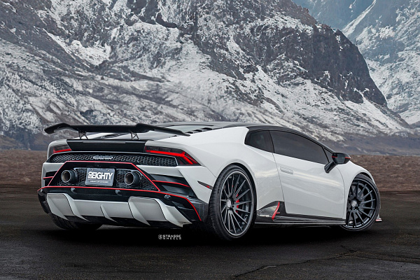 Фото дисков Strasse Wheels SV15T Deep Concave FS Черный матовый на Lamborghini Huracan